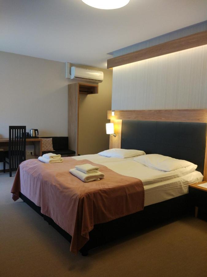 梅莱茨Bulwary Biznes住宿加早餐旅馆 外观 照片