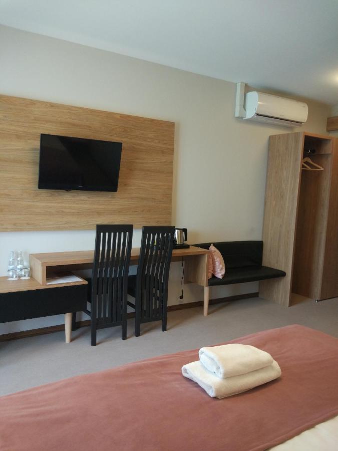 梅莱茨Bulwary Biznes住宿加早餐旅馆 外观 照片